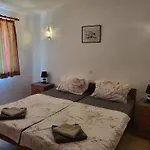 Apartman Feliz *