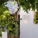 Feliz Apartment *